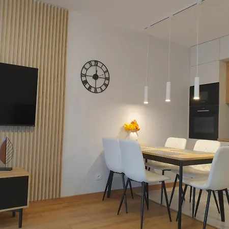 45 Apartman *