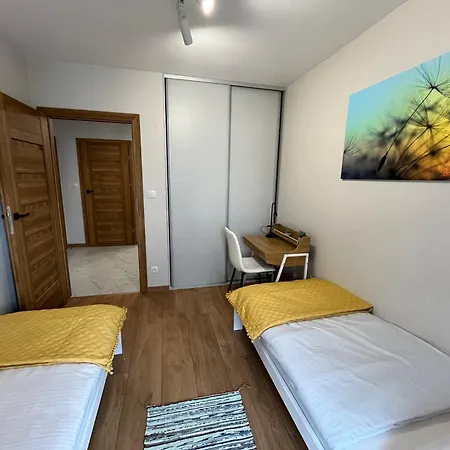 Apartman 45 *